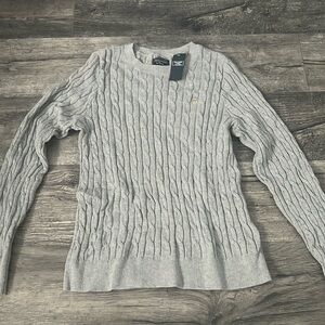 NWT Abercrombie and Fitch gray sweater size XL